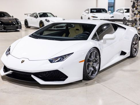 Used 2016 Lamborghini Huracan LP 610-4 image 12