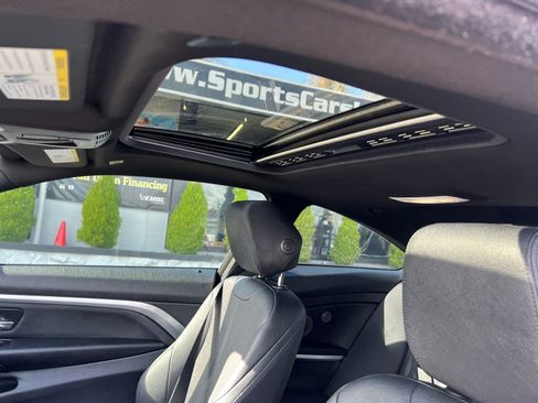 Used 2019 BMW 440i Coupe w/ M Sport Package image 27