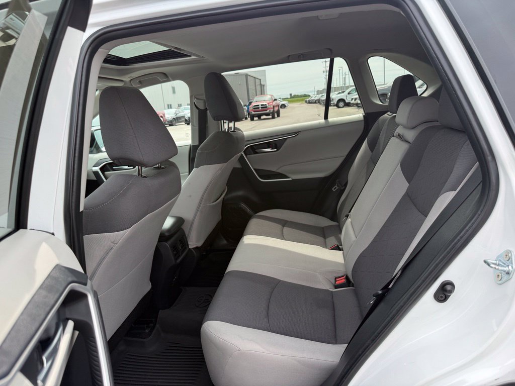 Used 2025 Toyota RAV4 XLE w/ Convenience Package AWD/4WD image 9