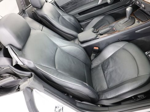 Used 2008 BMW Z4 3.0i RWD image 8