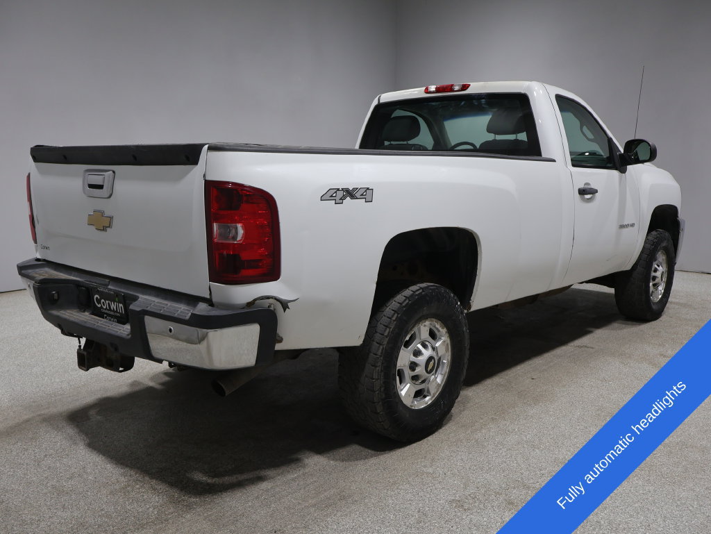 Used 2013 Chevrolet Silverado 2500 W/T w/ Snow Plow Prep Package AWD/4WD image 4