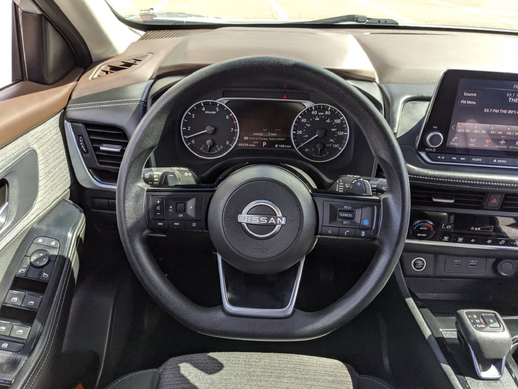 Used 2023 Nissan Rogue SV AWD/4WD image 10
