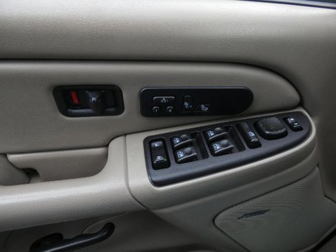 Used 2005 GMC Sierra 1500 SLT w/ Light Duty Power Package image 19