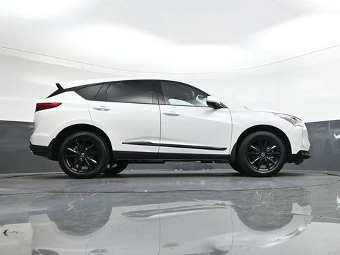 New 2025 Acura RDX SH-AWD image 25