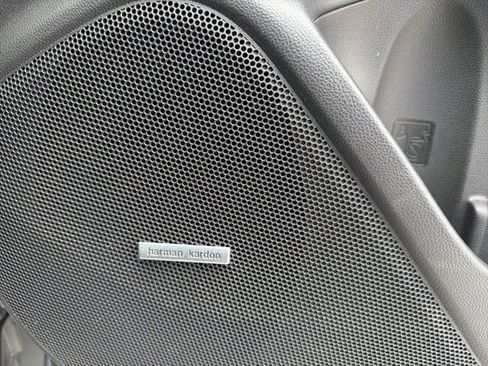 Used 2020 Subaru Forester Touring image 22