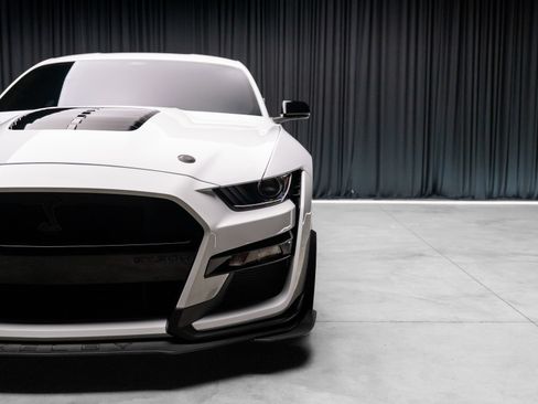 Used 2021 Ford Mustang Shelby GT500 w/ Carbon Fiber Track Pack RWD image 21