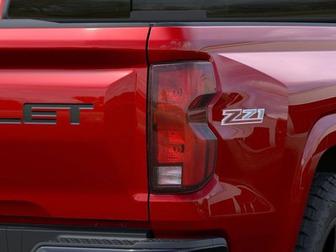 New 2025 Chevrolet Colorado Z71 w/ Z71 Convenience Package 2 image 42