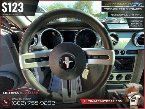 Used 2005 Ford Mustang Deluxe RWD image 18