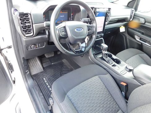 Used 2025 Ford Ranger XLT w/ Convenience Package AWD/4WD image 17