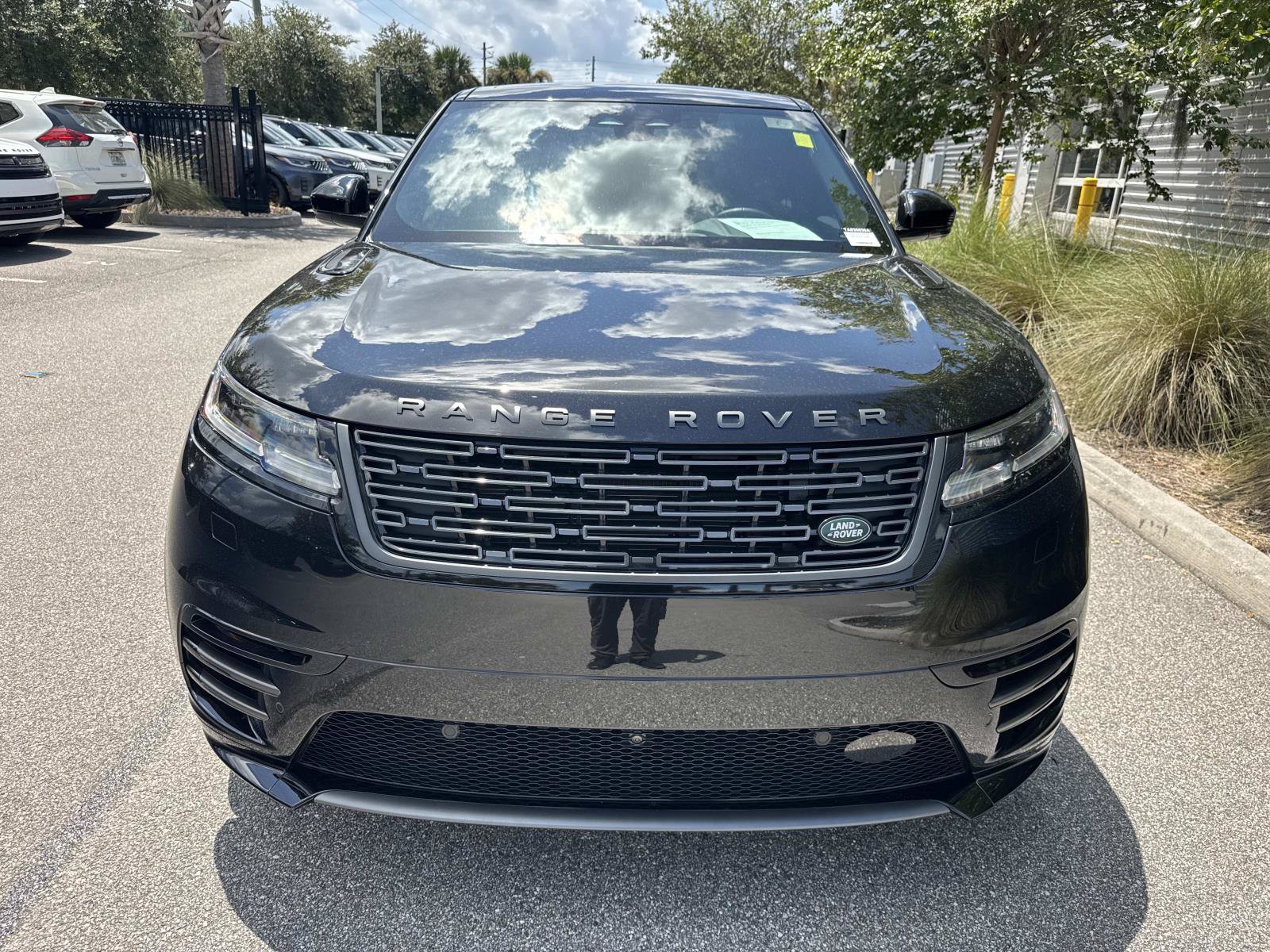 Used 2026 Land Rover Range Rover Velar Dynamic SE AWD/4WD image 8