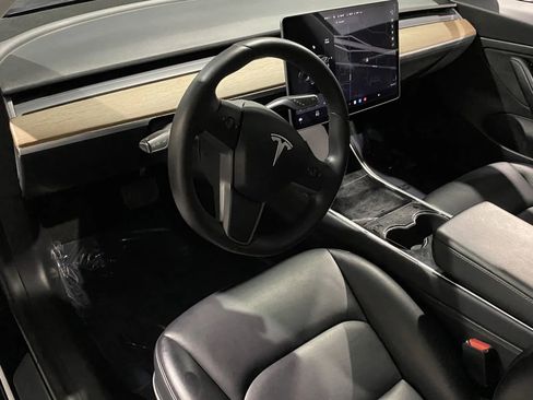 Used 2020 Tesla Model 3 image 10