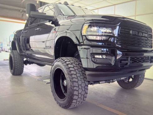 Used 2021 RAM 2500 Limited AWD/4WD image 1