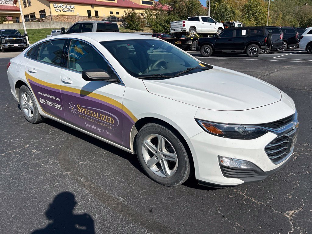 Used 2023 Chevrolet Malibu LS FWD image 3
