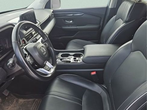 Used 2024 Honda Pilot Elite image 13