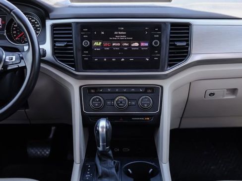 Used 2019 Volkswagen Atlas SE FWD image 22
