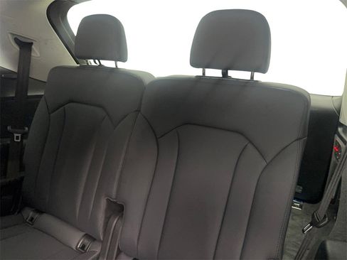 Used 2022 Audi Q7 2.0T Premium Plus w/ Premium Plus Package image 41