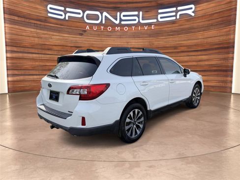 Used 2016 Subaru Outback 3.6R Limited AWD/4WD image 6