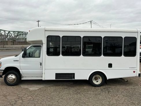 Used 2019 Ford E-350 and Econoline 350 Super Duty w/ Shuttle Bus Prep Package RWD image 3