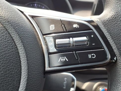 Certified 2023 Kia Forte LXS FWD image 19