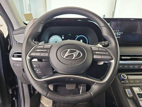 Used 2023 Hyundai Palisade Limited AWD/4WD image 14