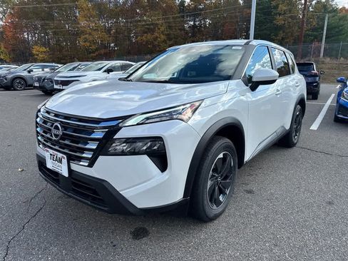 New 2026 Nissan Rogue SV image 3