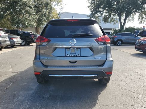 Used 2020 Nissan Rogue S w/ Special Edition Package image 6