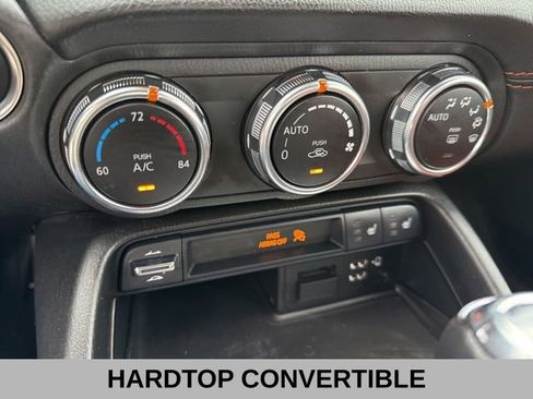 Used 2022 MAZDA MX-5 Miata RF Grand Touring image 14