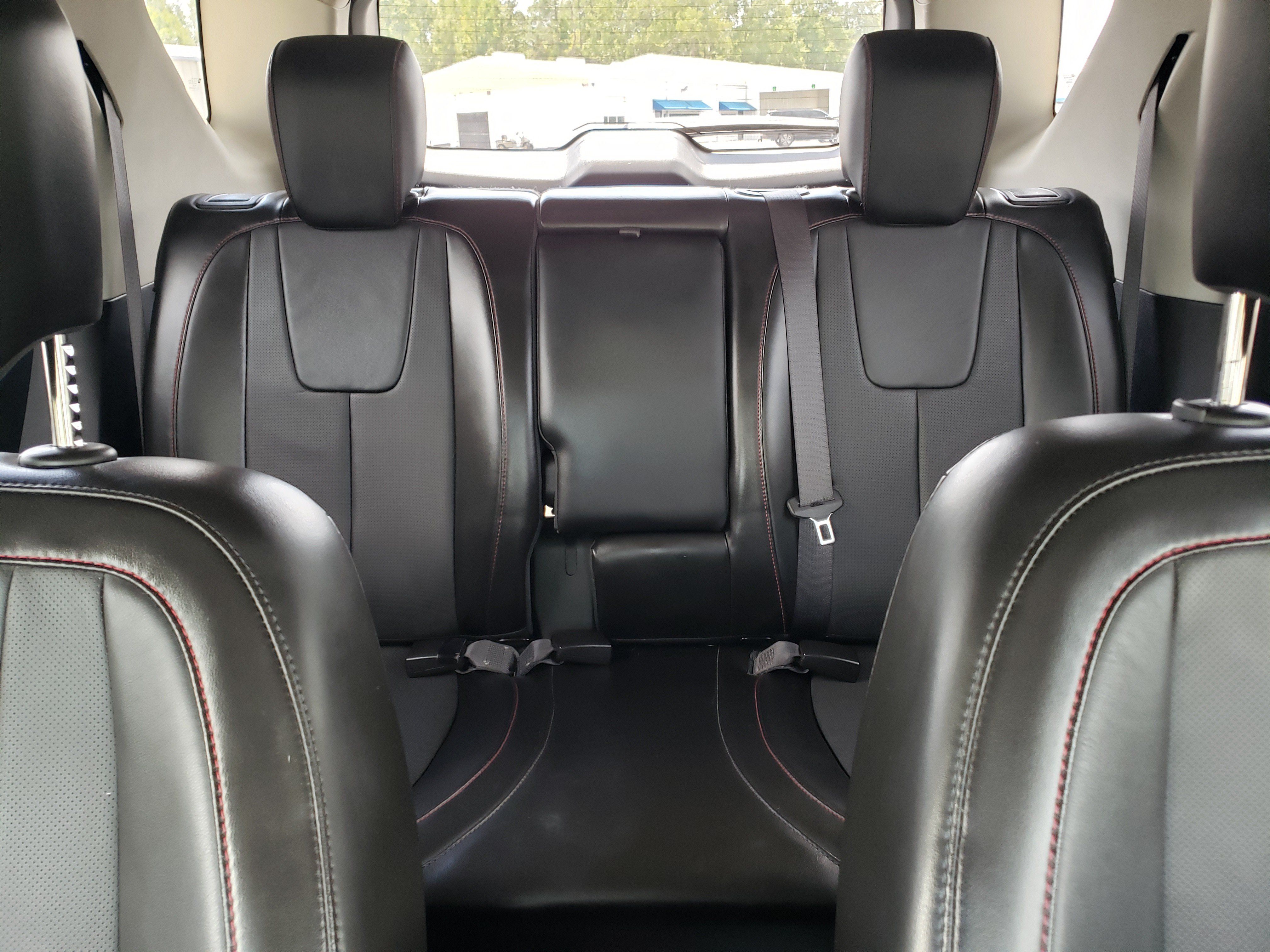 Used 2016 Chevrolet Equinox LTZ w/ Enhanced Convenience Package FWD image 28