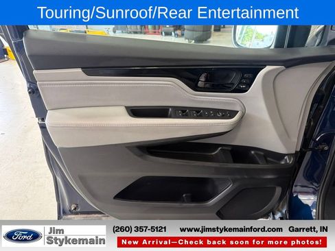 Used 2024 Honda Odyssey Touring image 16