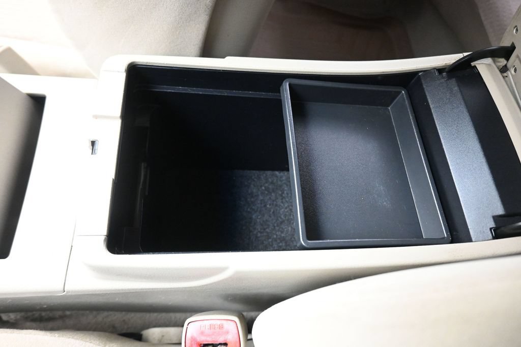 Used 2011 Toyota Camry LE w/ LE Extra-Value Pkg FWD image 20