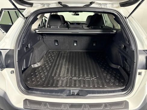 Used 2024 Subaru Outback Premium AWD/4WD image 25