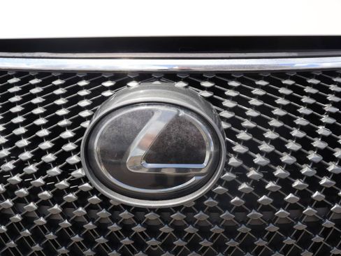 Used 2020 Lexus RC 300 w/ Accessory Package RWD image 33