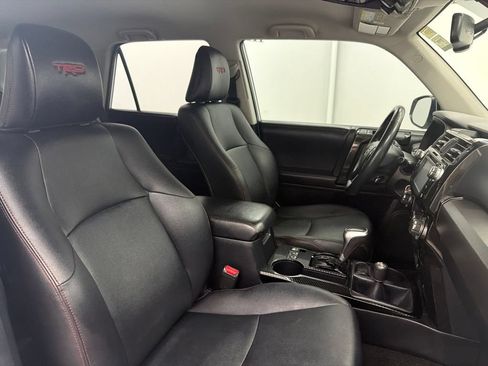 Used 2017 Toyota 4Runner TRD Pro AWD/4WD image 33
