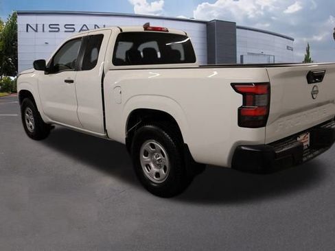 Certified 2025 Nissan Frontier S image 3