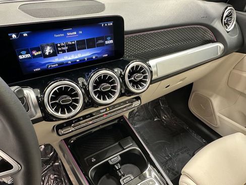 Certified 2024 Mercedes-Benz EQB 250+ image 30