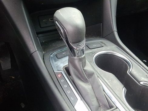 Used 2022 Chevrolet Equinox LT AWD/4WD image 14