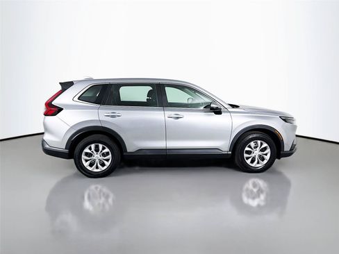 Used 2023 Honda CR-V LX image 16