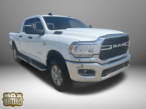 Used 2024 RAM 2500 Big Horn AWD/4WD image 14