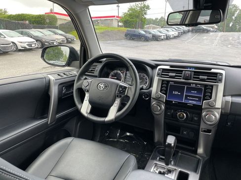 Used 2024 Toyota 4Runner TRD Sport image 34