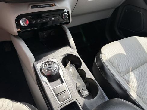 Used 2023 Ford Escape Platinum image 15