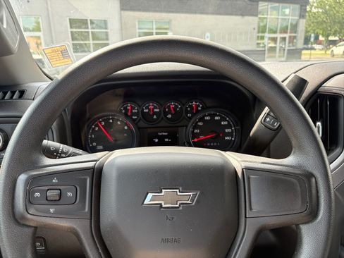 Used 2021 Chevrolet Silverado 1500 Custom Trail Boss w/ LPO, Dark Essentials Package AWD/4WD image 24