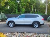 Used 2019 Volkswagen Atlas SE image 2