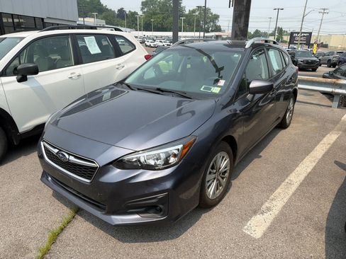 Used 2017 Subaru Impreza 2.0i Premium AWD/4WD image 4