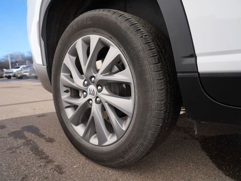 Used 2025 Buick Enclave Preferred image 31