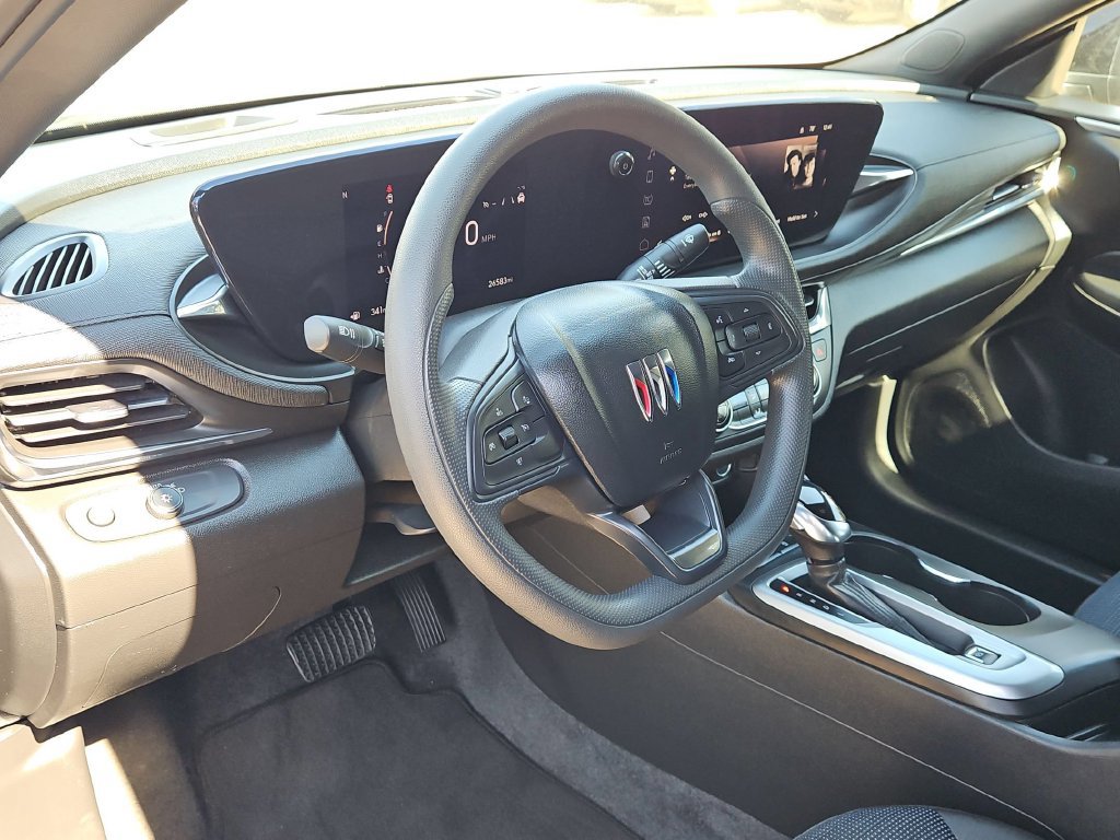Used 2026 Buick Envista Preferred FWD image 15