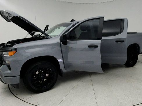 Certified 2025 Chevrolet Silverado 1500 Custom w/ LPO, Dark Essentials Package RWD image 11