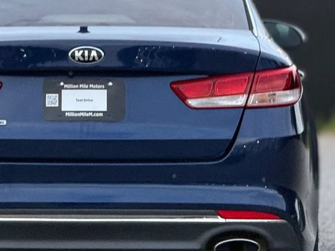 Used 2018 Kia Optima LX FWD image 14
