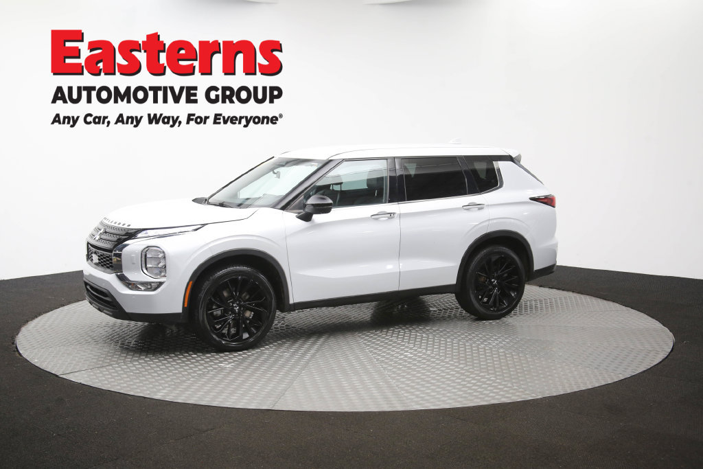 Used 2023 Mitsubishi Outlander SE Black Edition AWD/4WD image 59