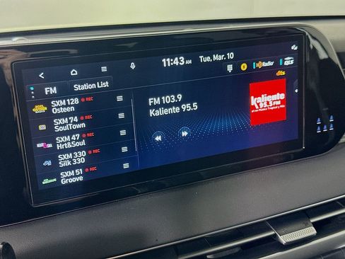 Used 2023 Hyundai Palisade Limited image 30