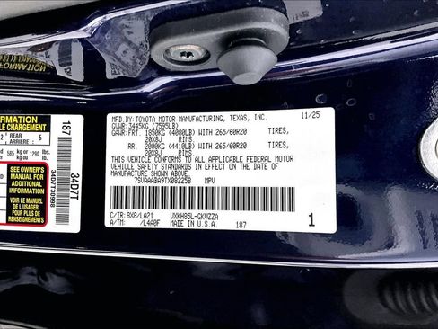 Used 2026 Toyota Sequoia Platinum AWD/4WD image 44